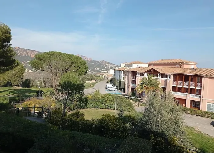 Cap Esterel Climatise Vue Partielle Апартаменти Сен-Рафаель